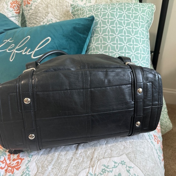 Coach XL Hampton Tote - Picture 4 of 6